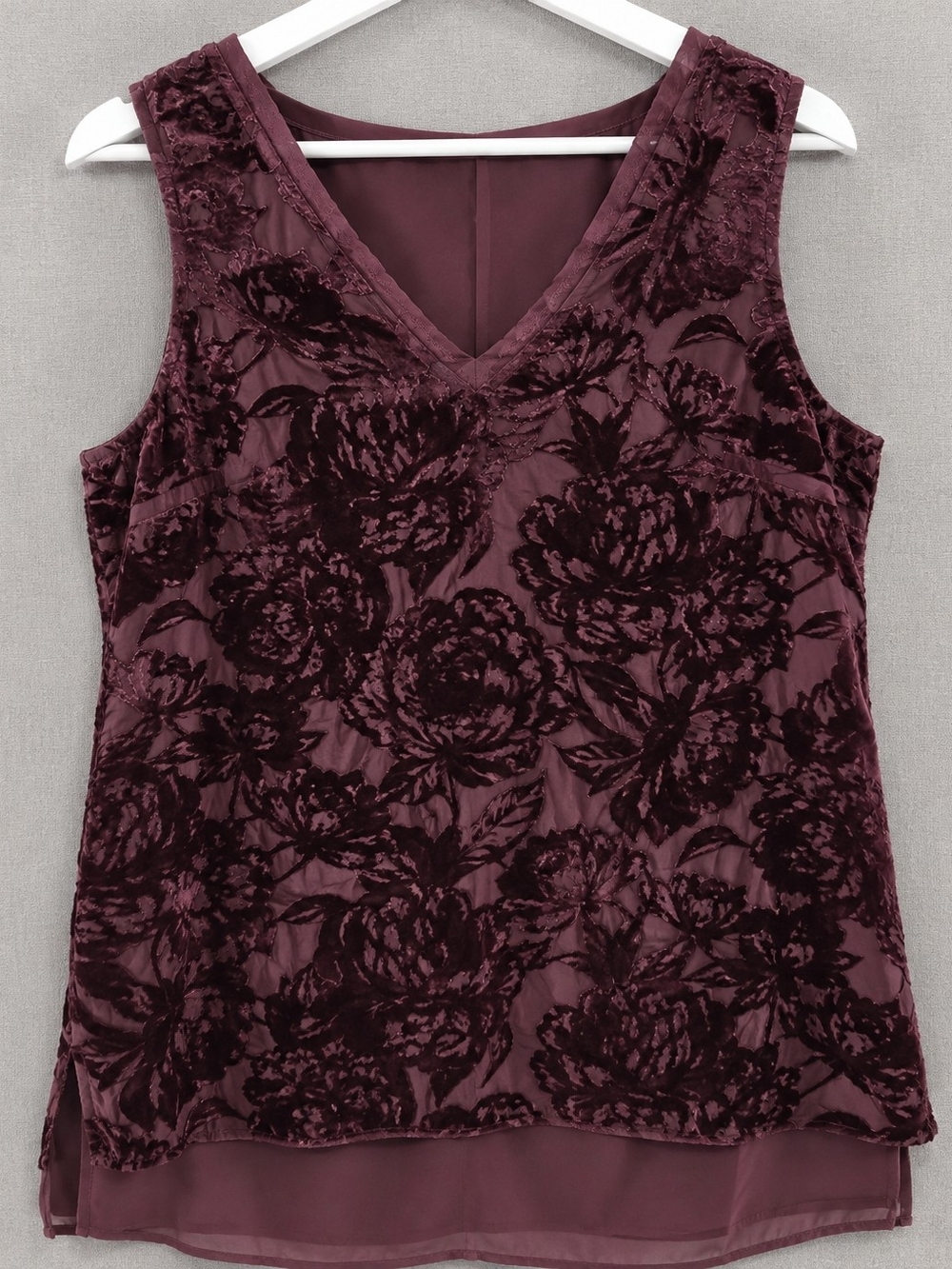 Sleeveless Velvet Burnout Floral V-Neck Top - Wine XL